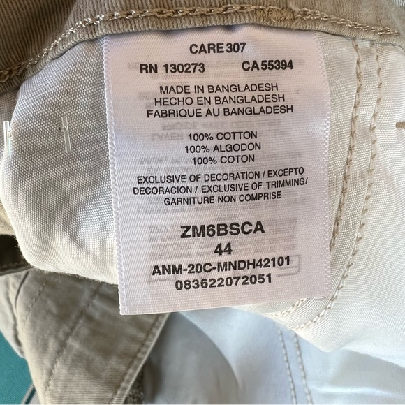 ππ£ Wrangler tan cargo shorts - Picture 9 of 9